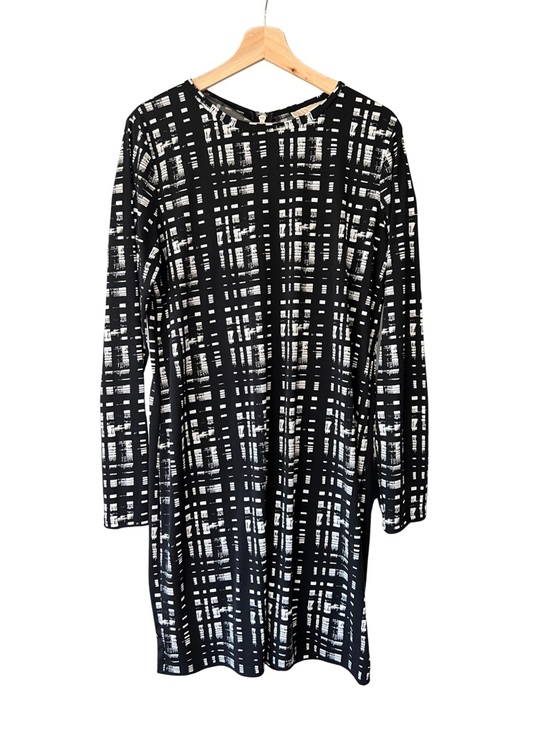 Michael Kors Dresses & Skirts - Michael Kors Black and White Long-Sleeve Shift Dress
